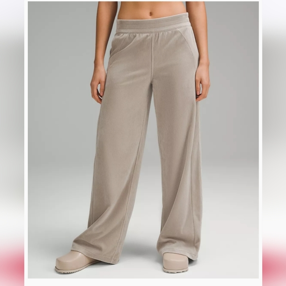 Lululemon scuba wide leg pant velvet cord, rivers tone. NWT. - Picture 1 of 12